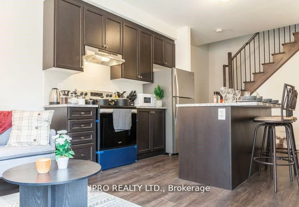 12868, Yonge, Oak Ridges, Richmond Hill