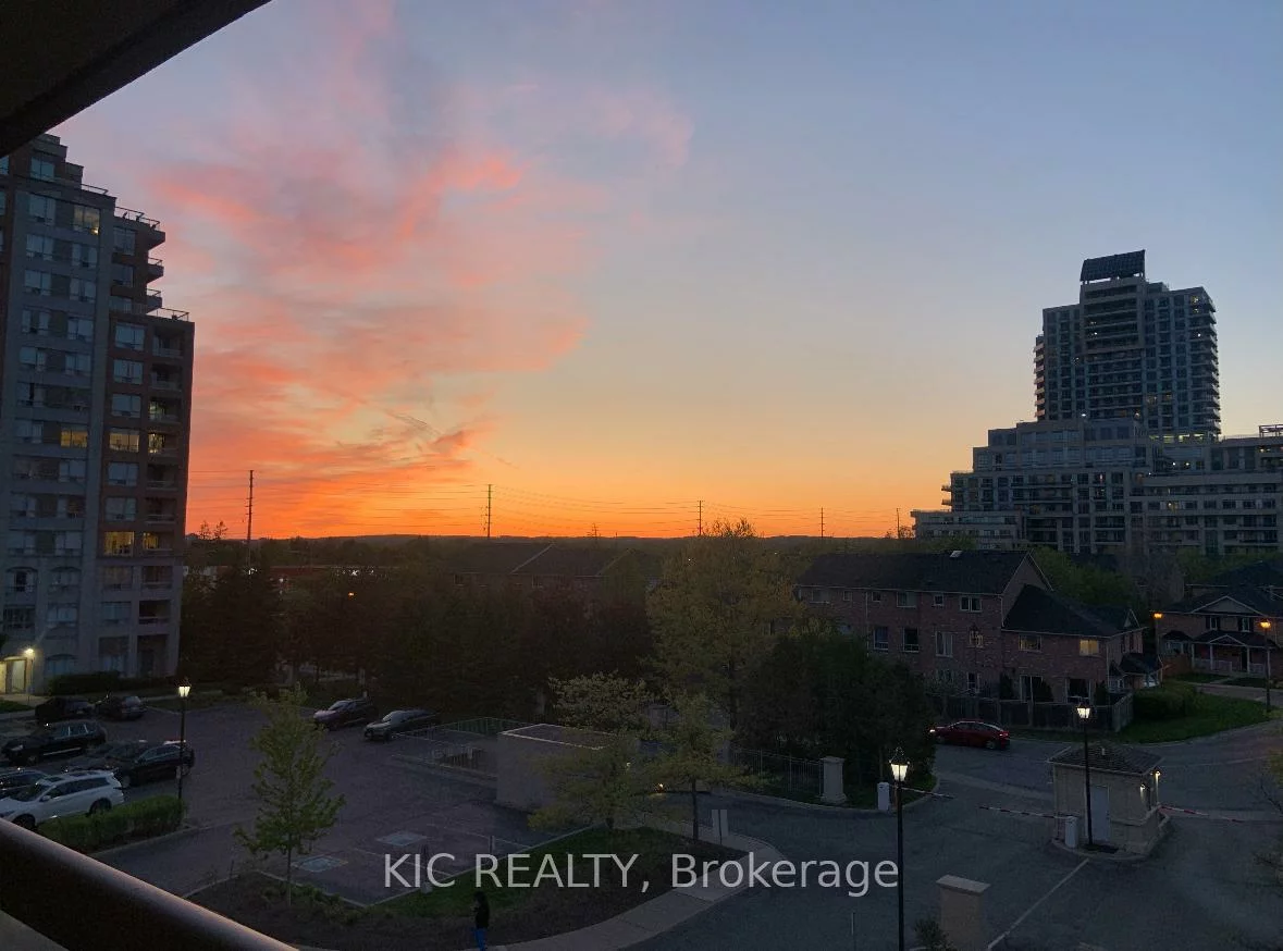 19, NORTHERN HEIGHTS, Langstaff, Richmond Hill