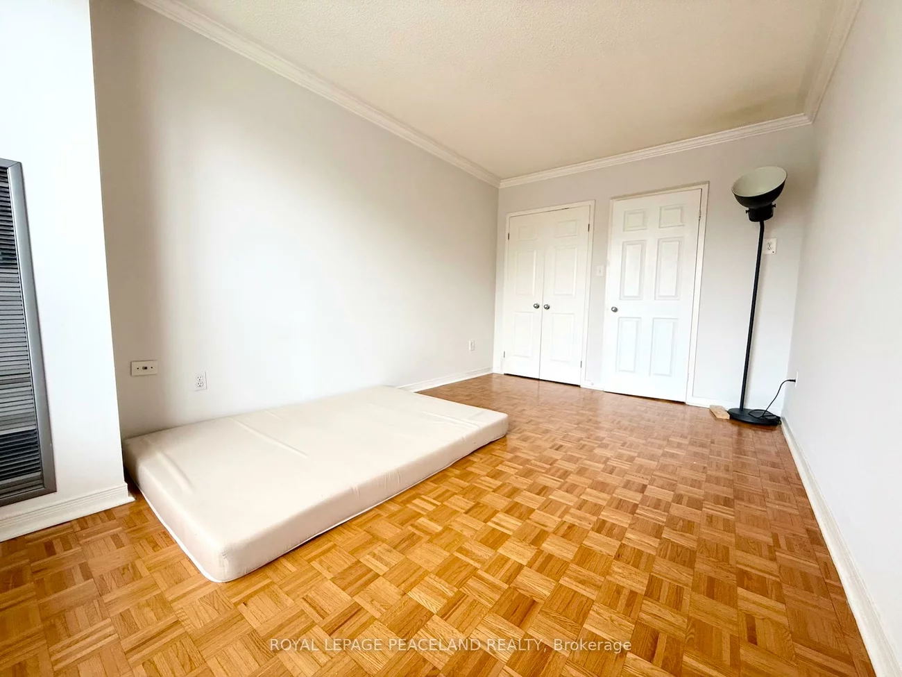 9, Chalmers, Doncrest, Richmond Hill