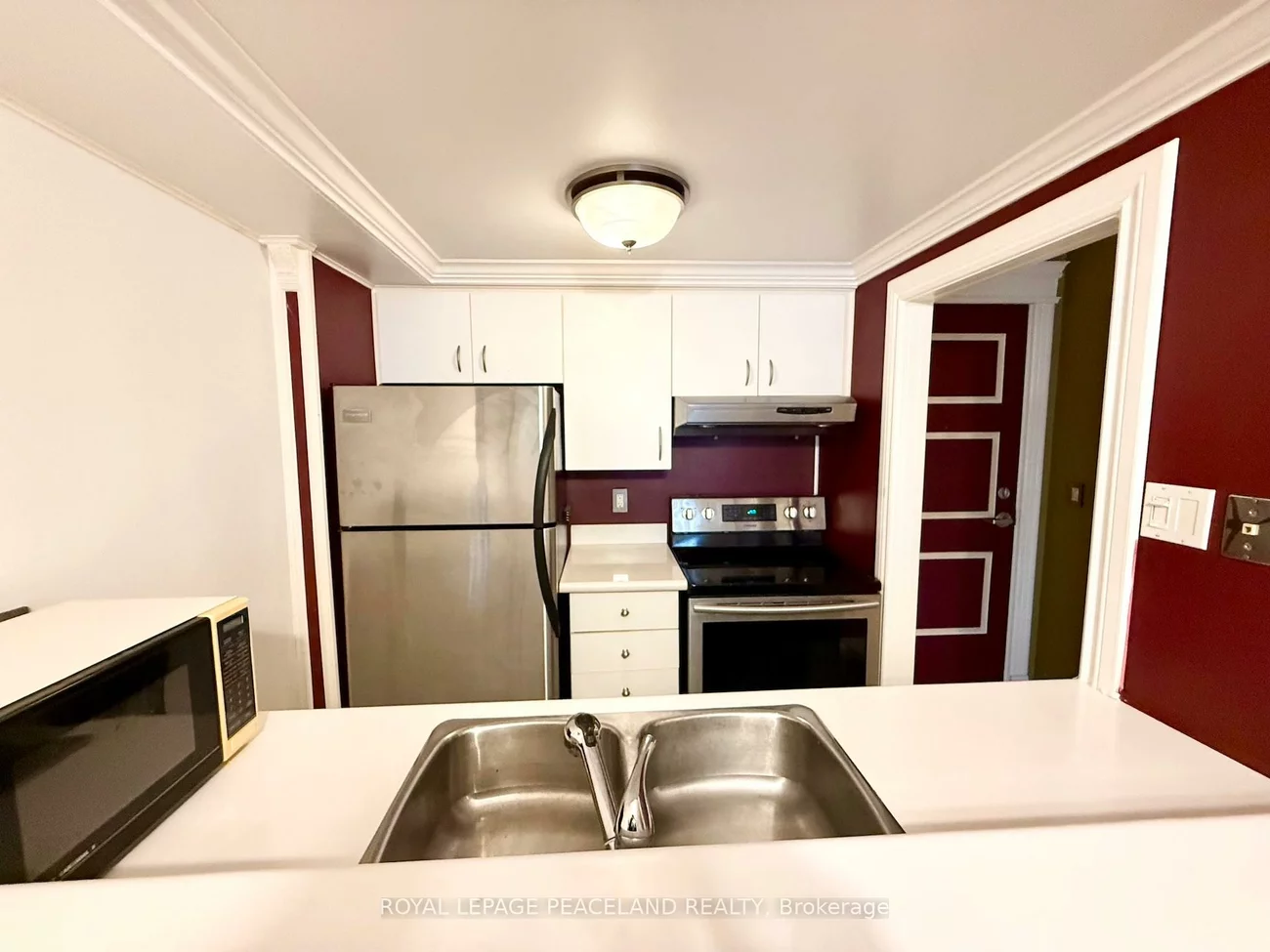 9, Chalmers, Doncrest, Richmond Hill