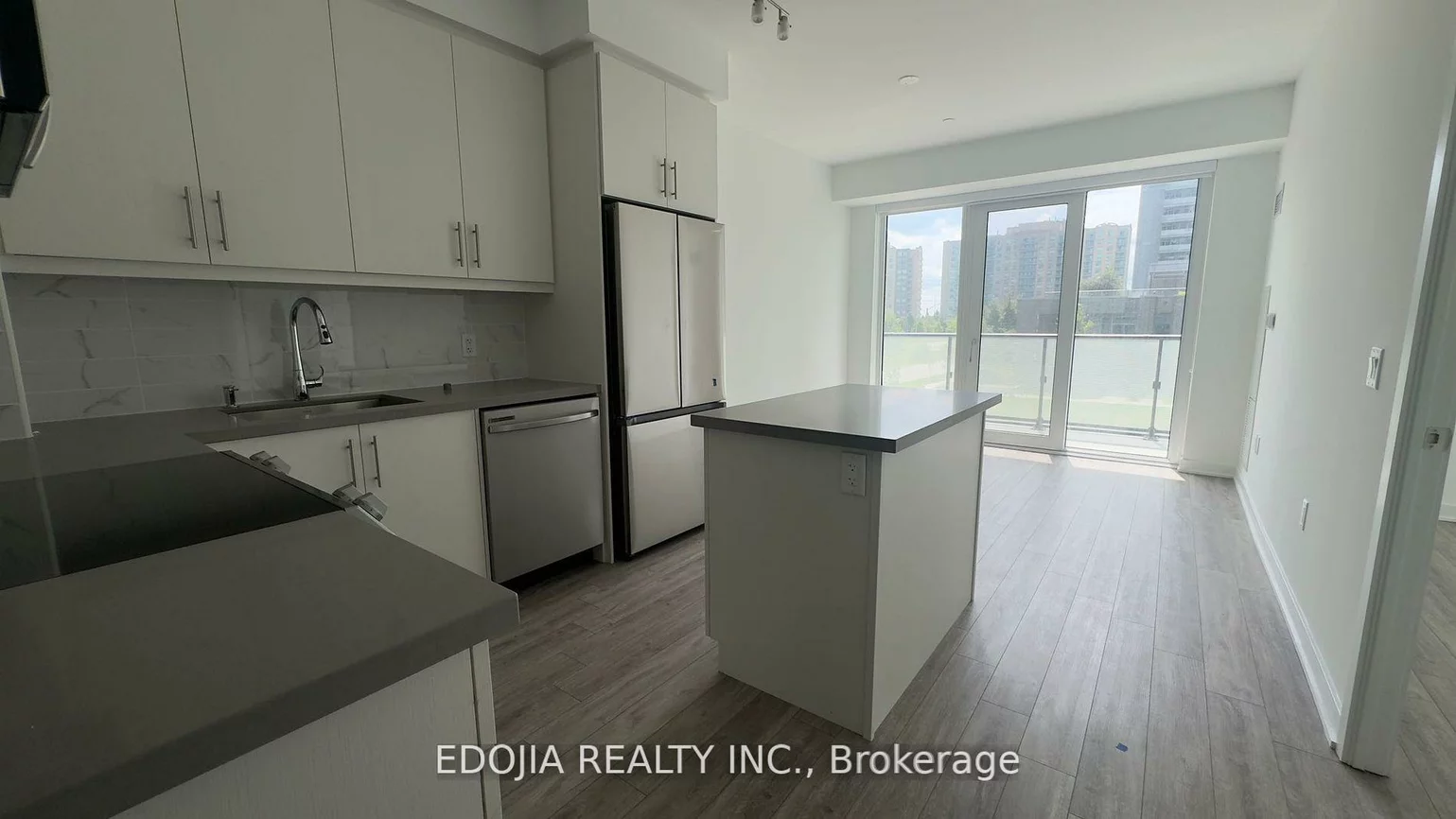 105, Oneida, Langstaff, Richmond Hill