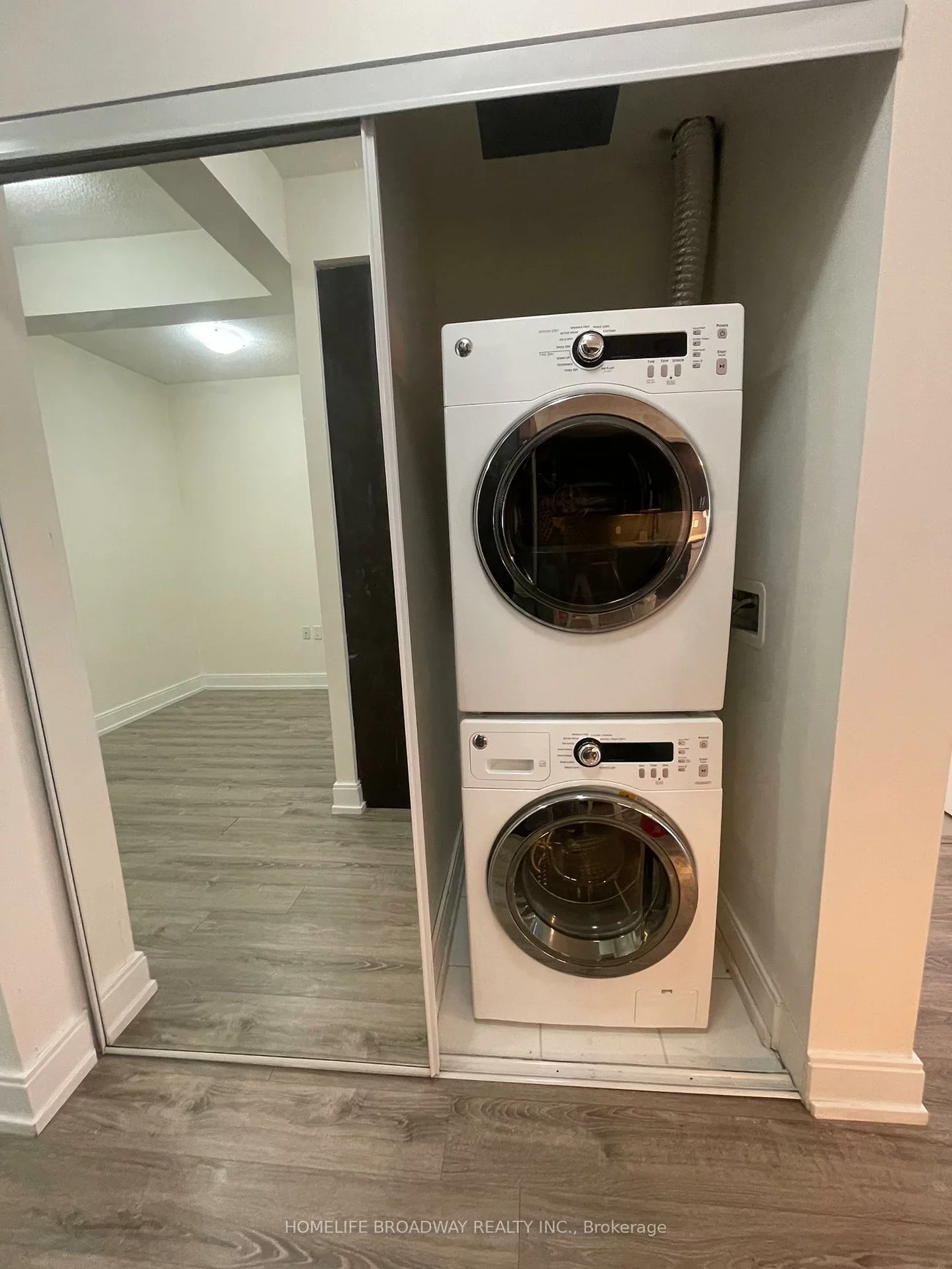 9600, Yonge, North Richvale, Richmond Hill