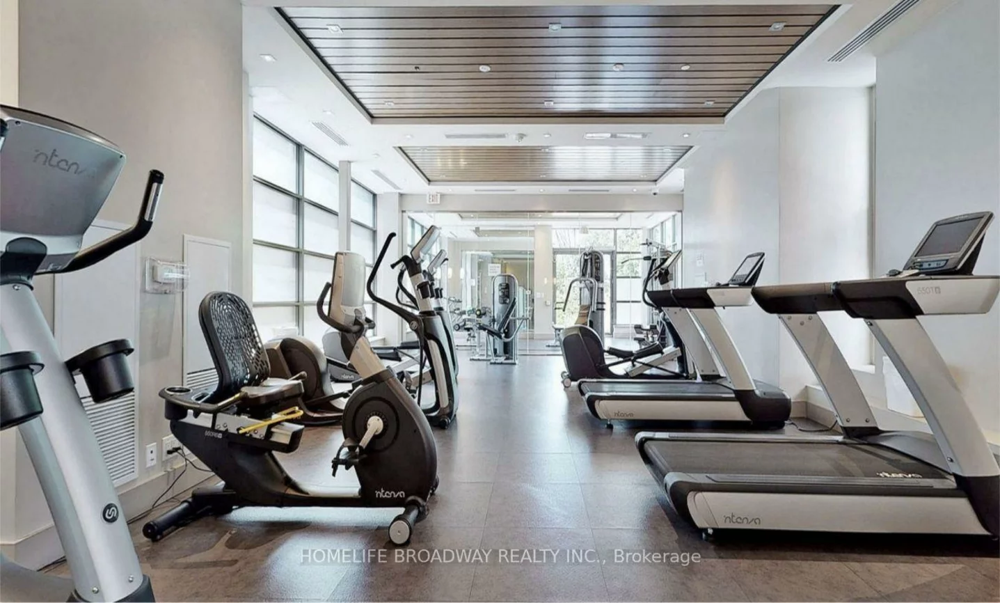 9600, Yonge, North Richvale, Richmond Hill