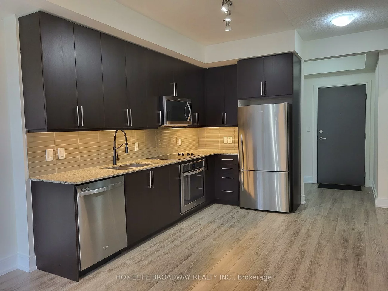 9600, Yonge, North Richvale, Richmond Hill