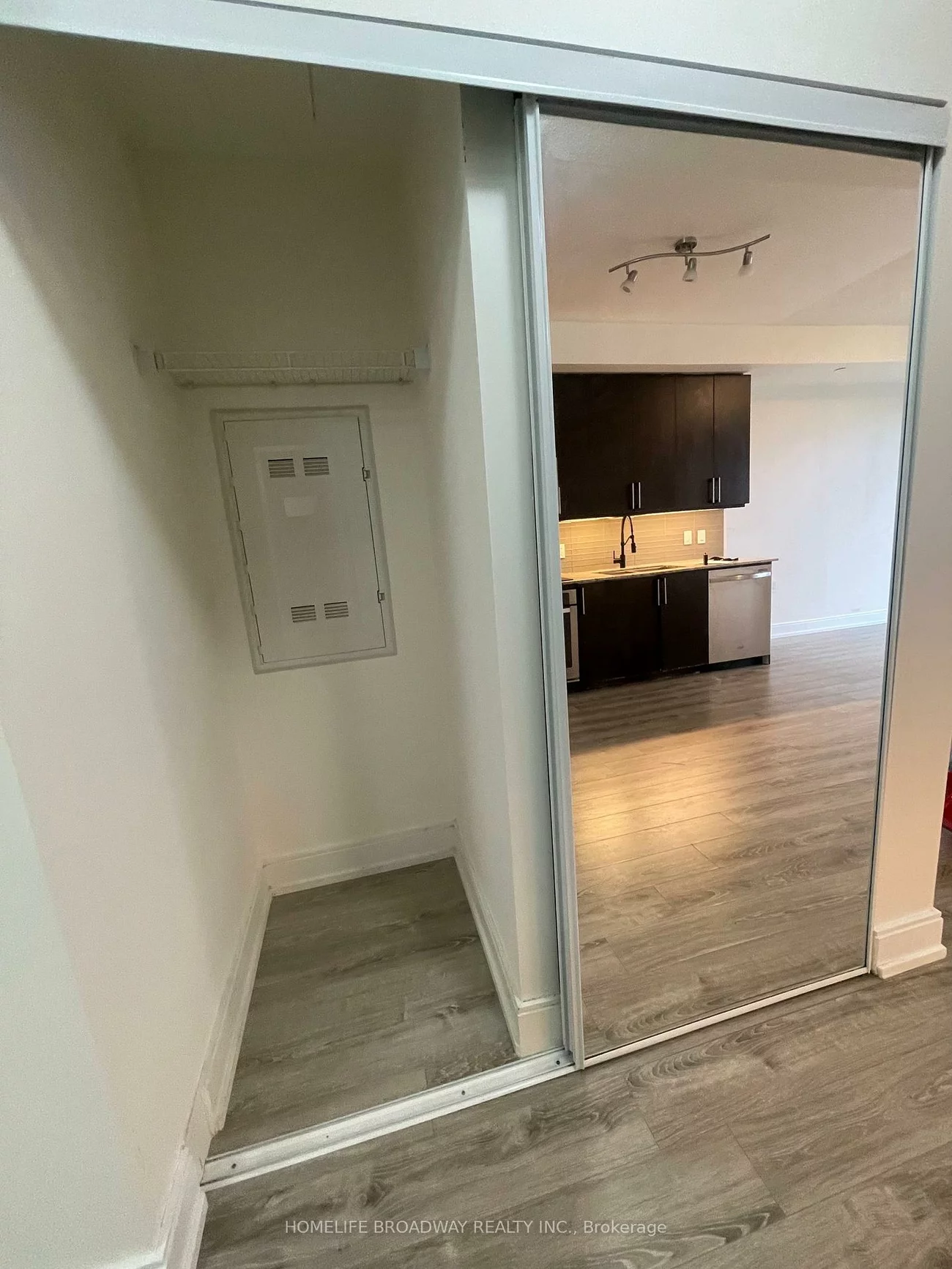 9600, Yonge, North Richvale, Richmond Hill