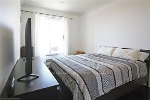 330, Red Maple, Langstaff, Richmond Hill