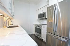 330, Red Maple, Langstaff, Richmond Hill