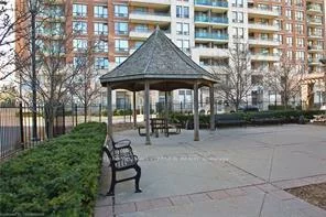 330, Red Maple, Langstaff, Richmond Hill
