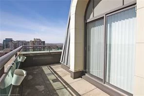 330, Red Maple, Langstaff, Richmond Hill