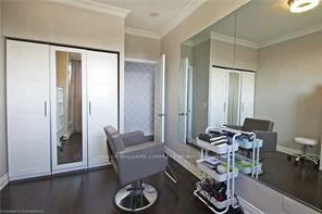330, Red Maple, Langstaff, Richmond Hill