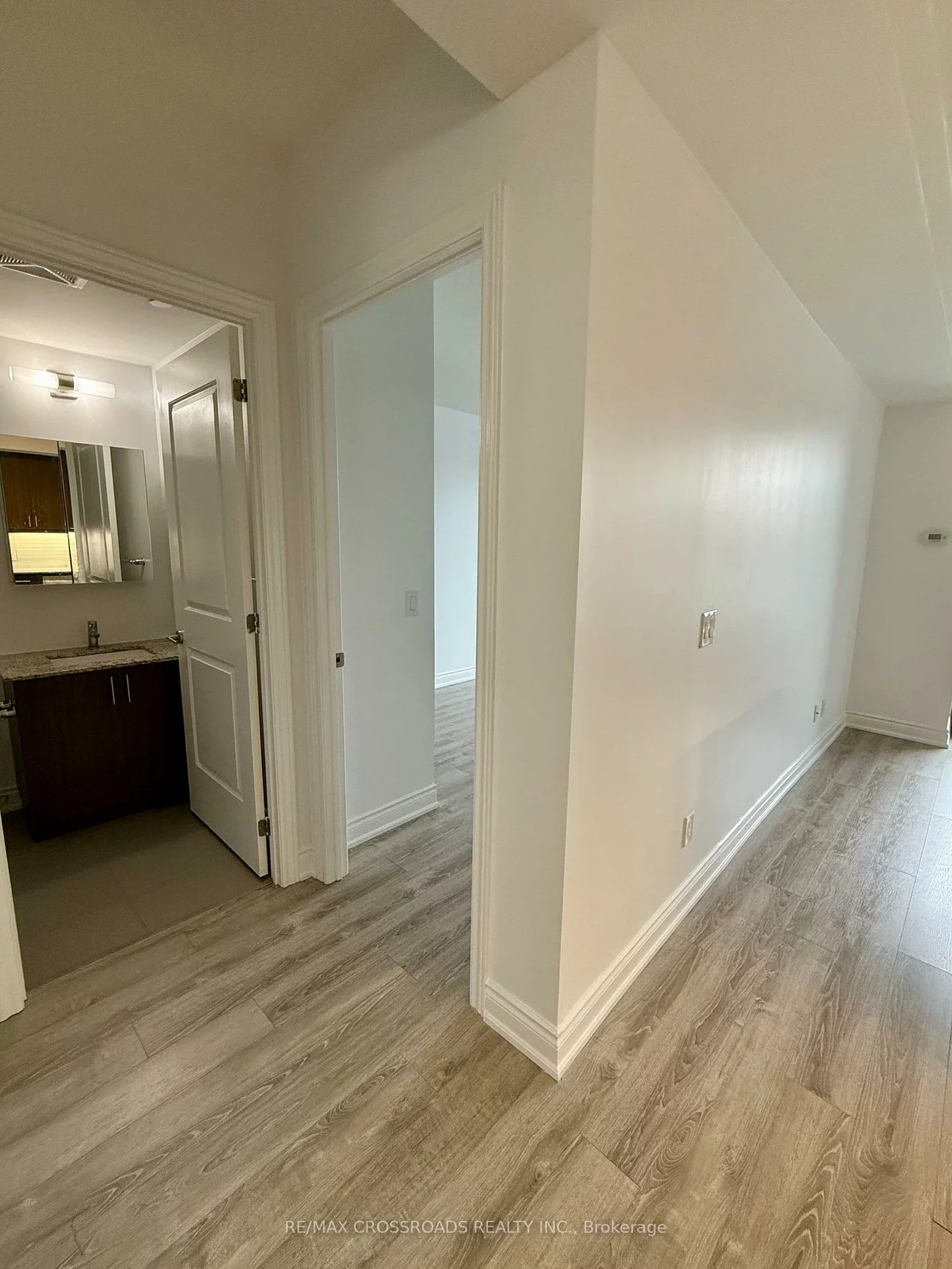 9618, Yonge, North Richvale, Richmond Hill