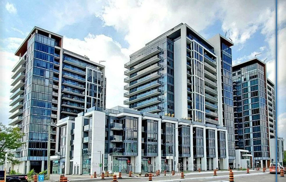 9618, Yonge, North Richvale, Richmond Hill