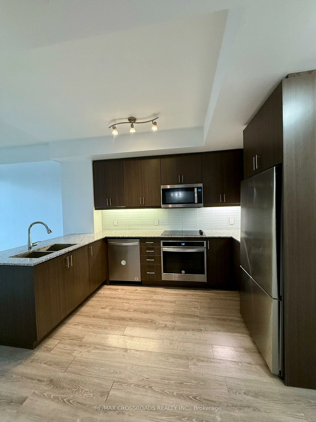 9618, Yonge, North Richvale, Richmond Hill