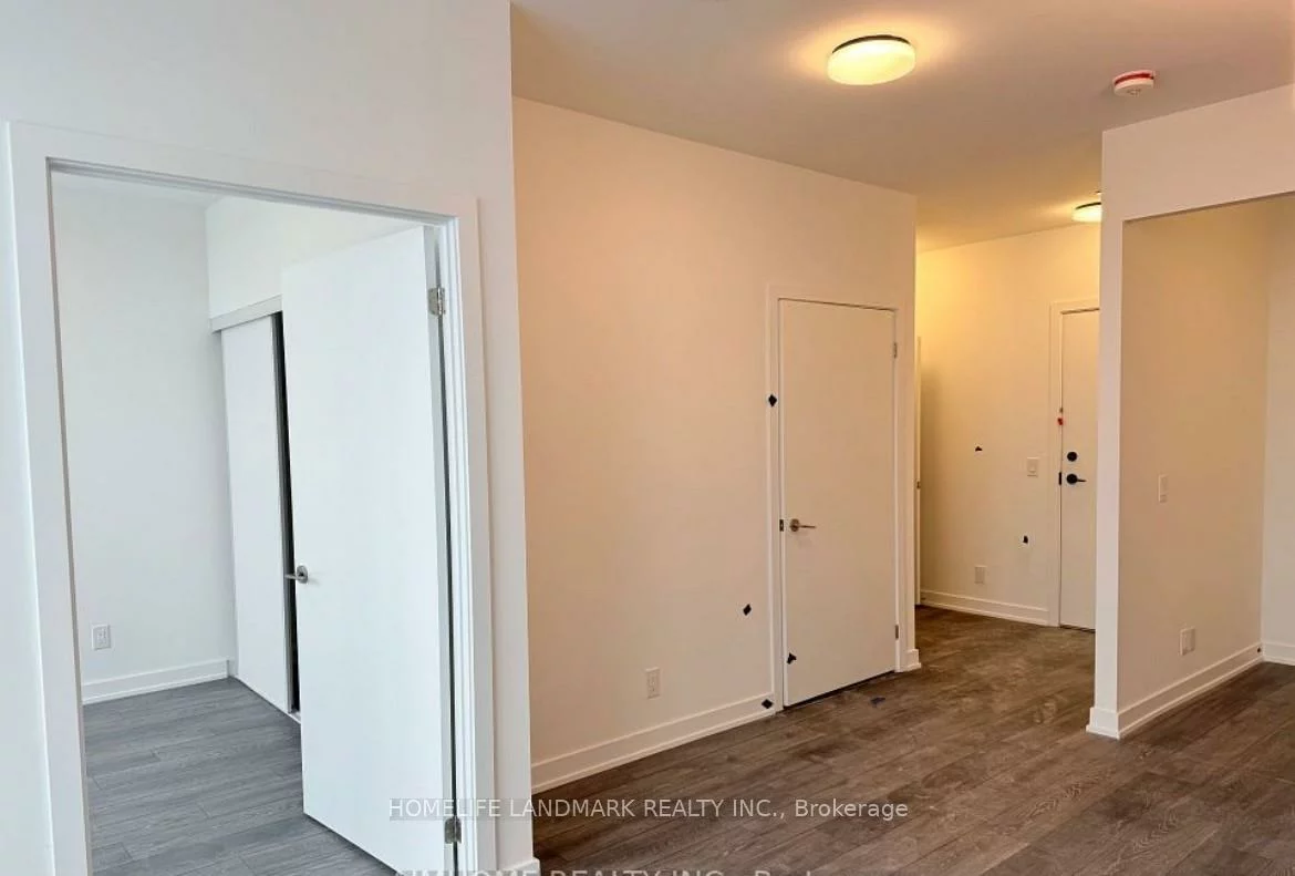8888, Yonge, South Richvale, Richmond Hill