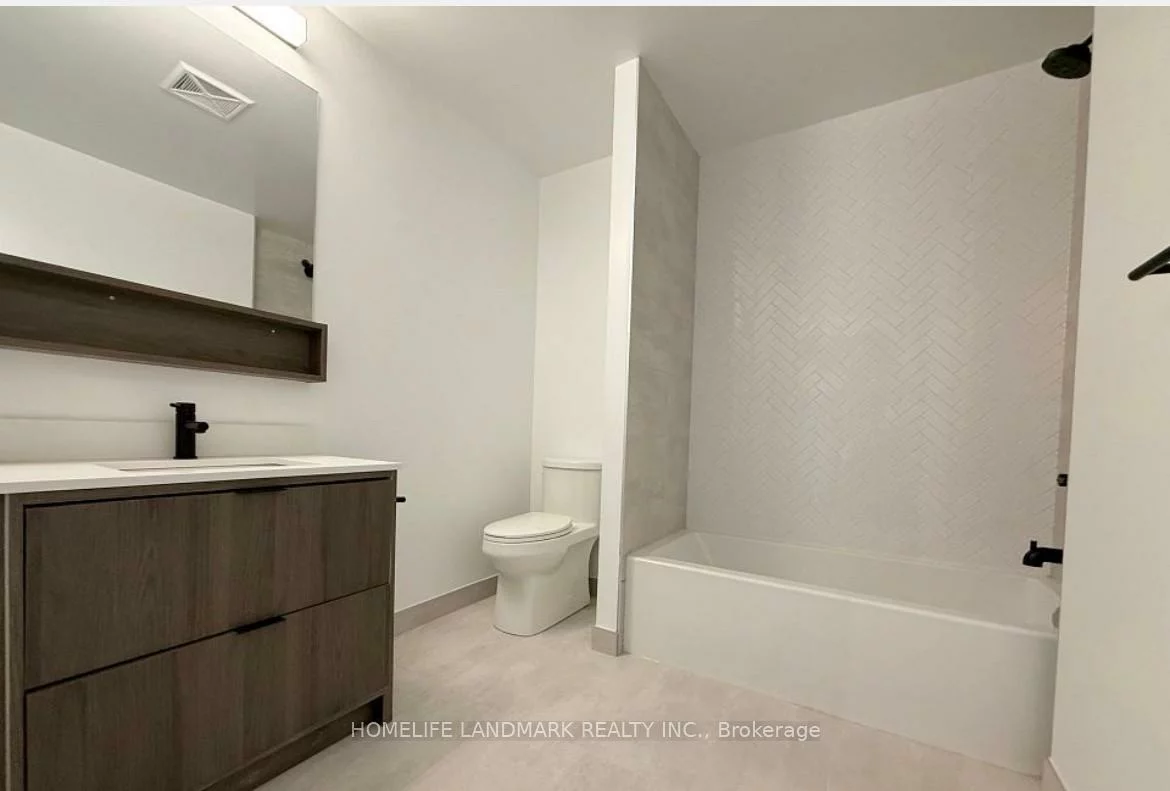 8888, Yonge, South Richvale, Richmond Hill