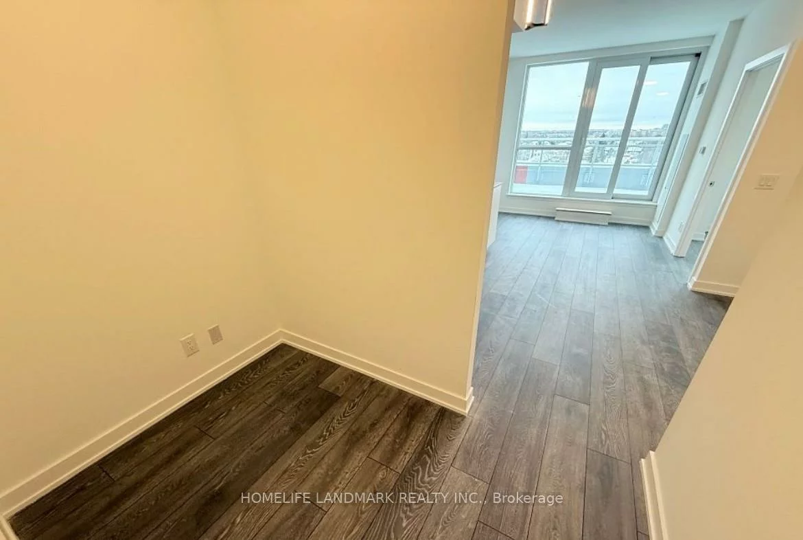 8888, Yonge, South Richvale, Richmond Hill
