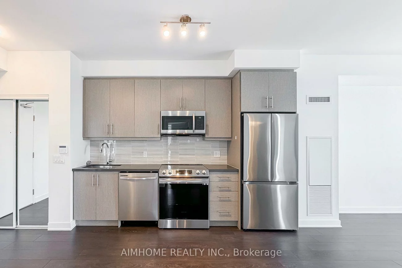 95, Oneida, Langstaff, Richmond Hill