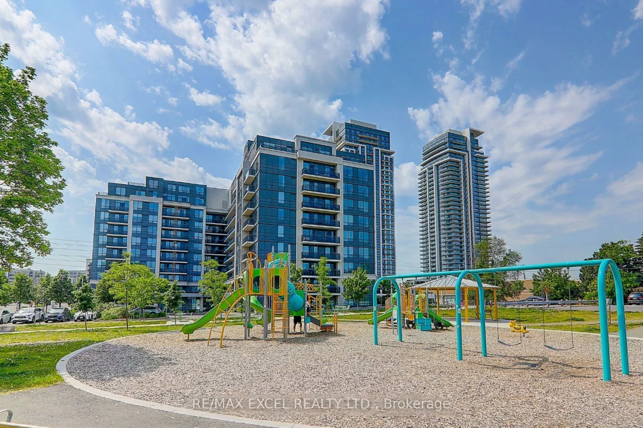 370, Highway 7, Doncrest, Richmond Hill