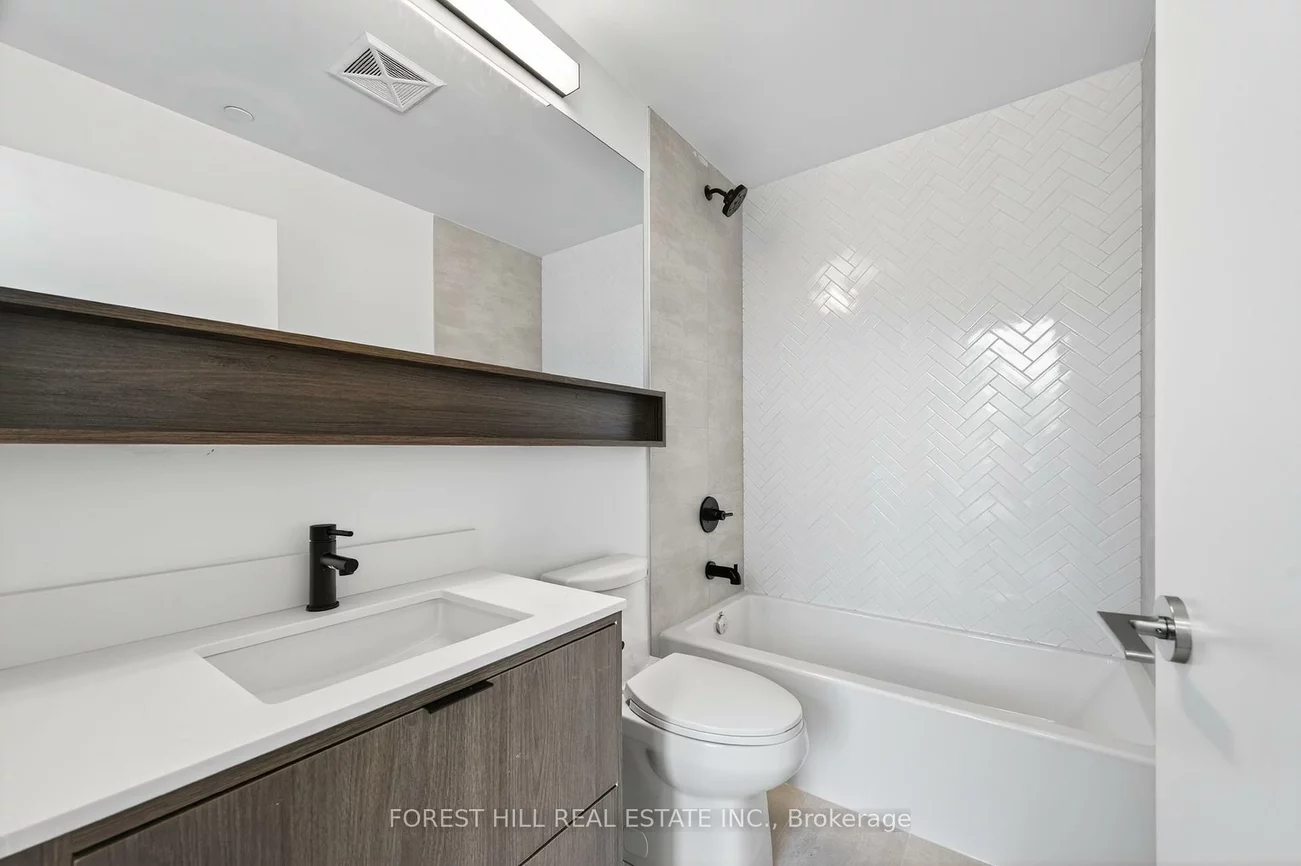 8888, Yonge, South Richvale, Richmond Hill