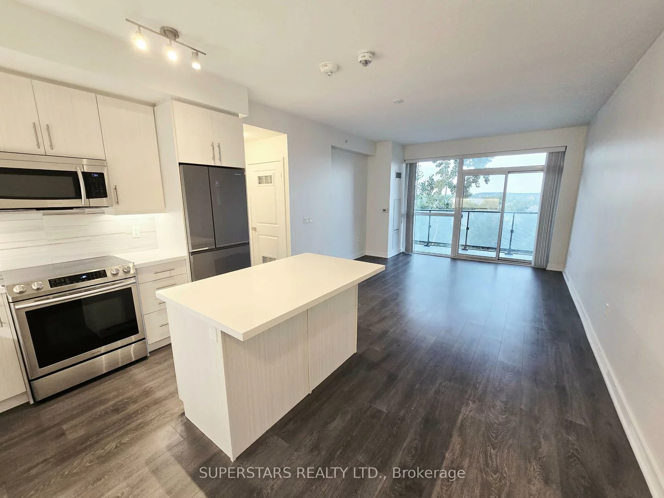 75, Oneida, Langstaff, Richmond Hill
