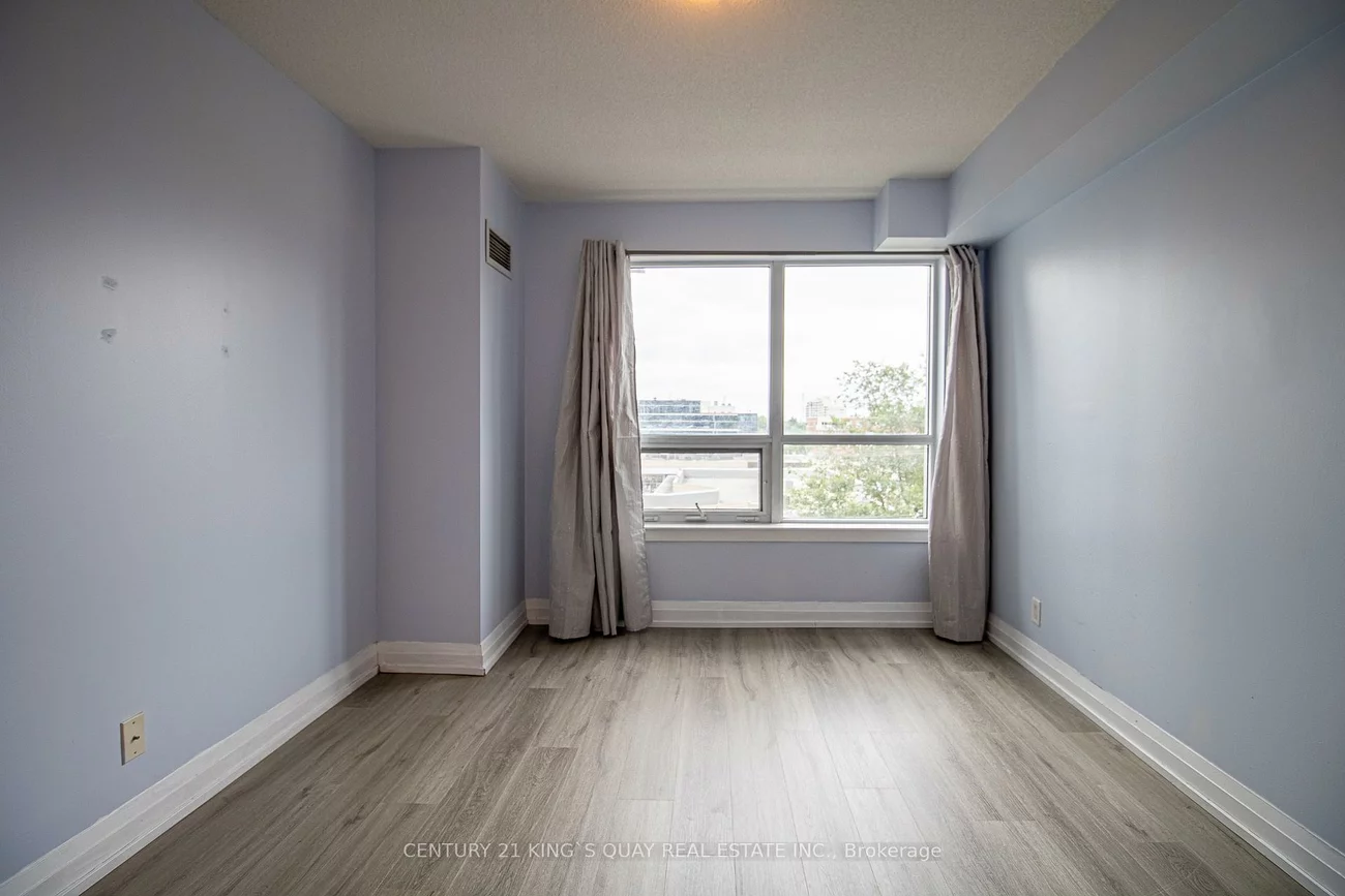 370, Highway 7, Doncrest, Richmond Hill