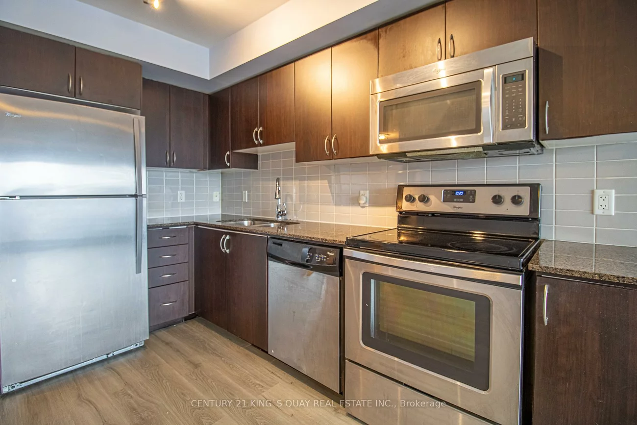 370, Highway 7, Doncrest, Richmond Hill