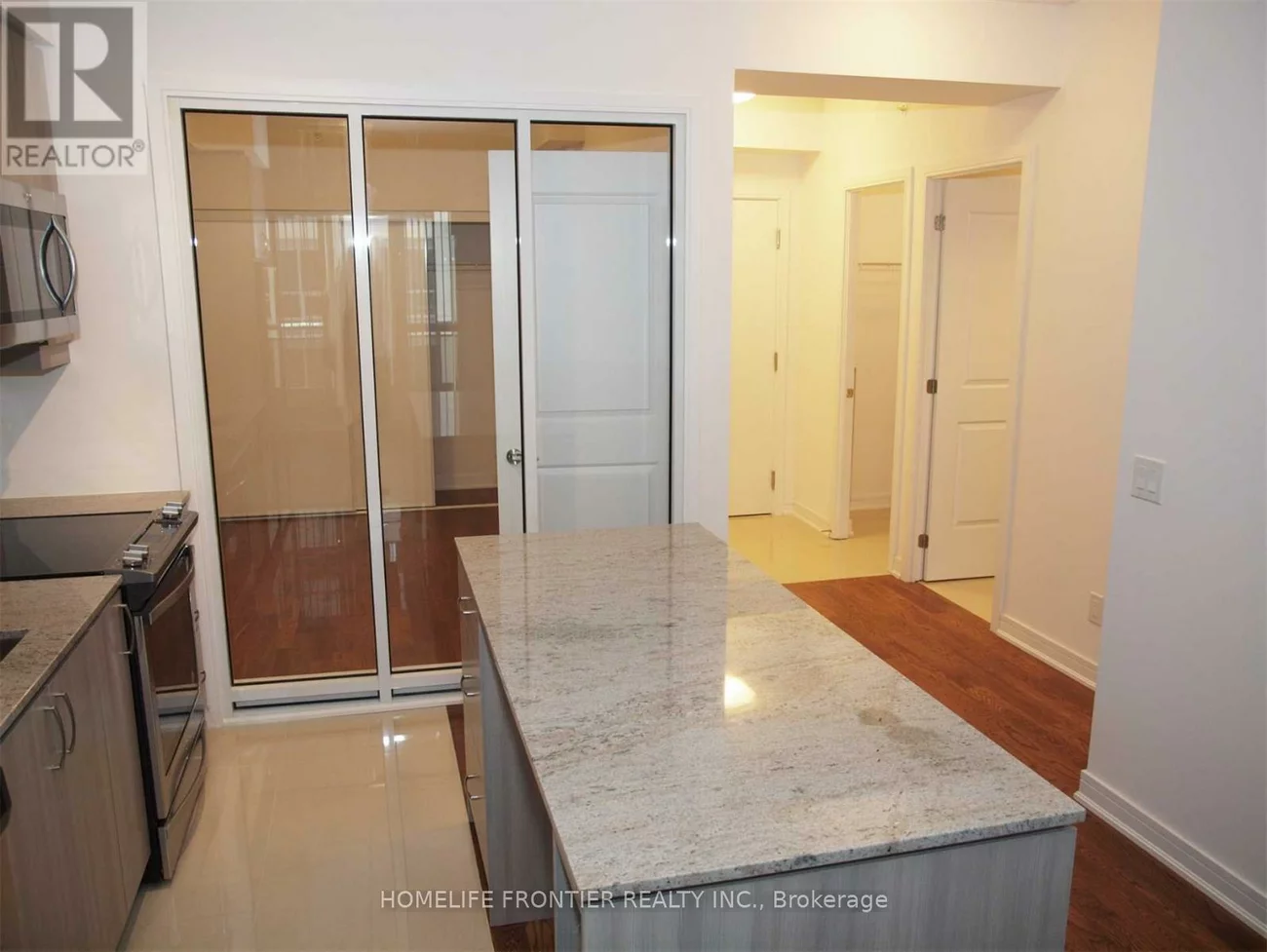 9191, Yonge, Langstaff, Richmond Hill