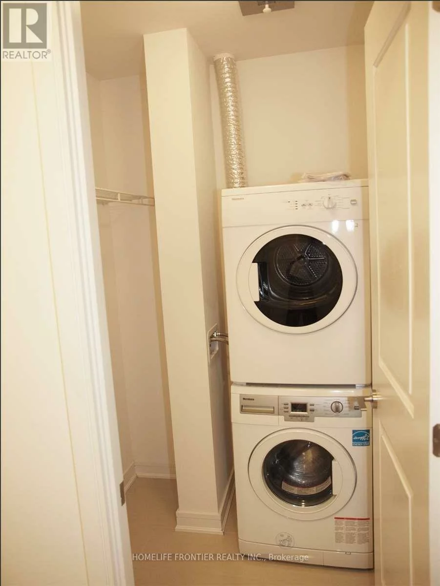 9191, Yonge, Langstaff, Richmond Hill