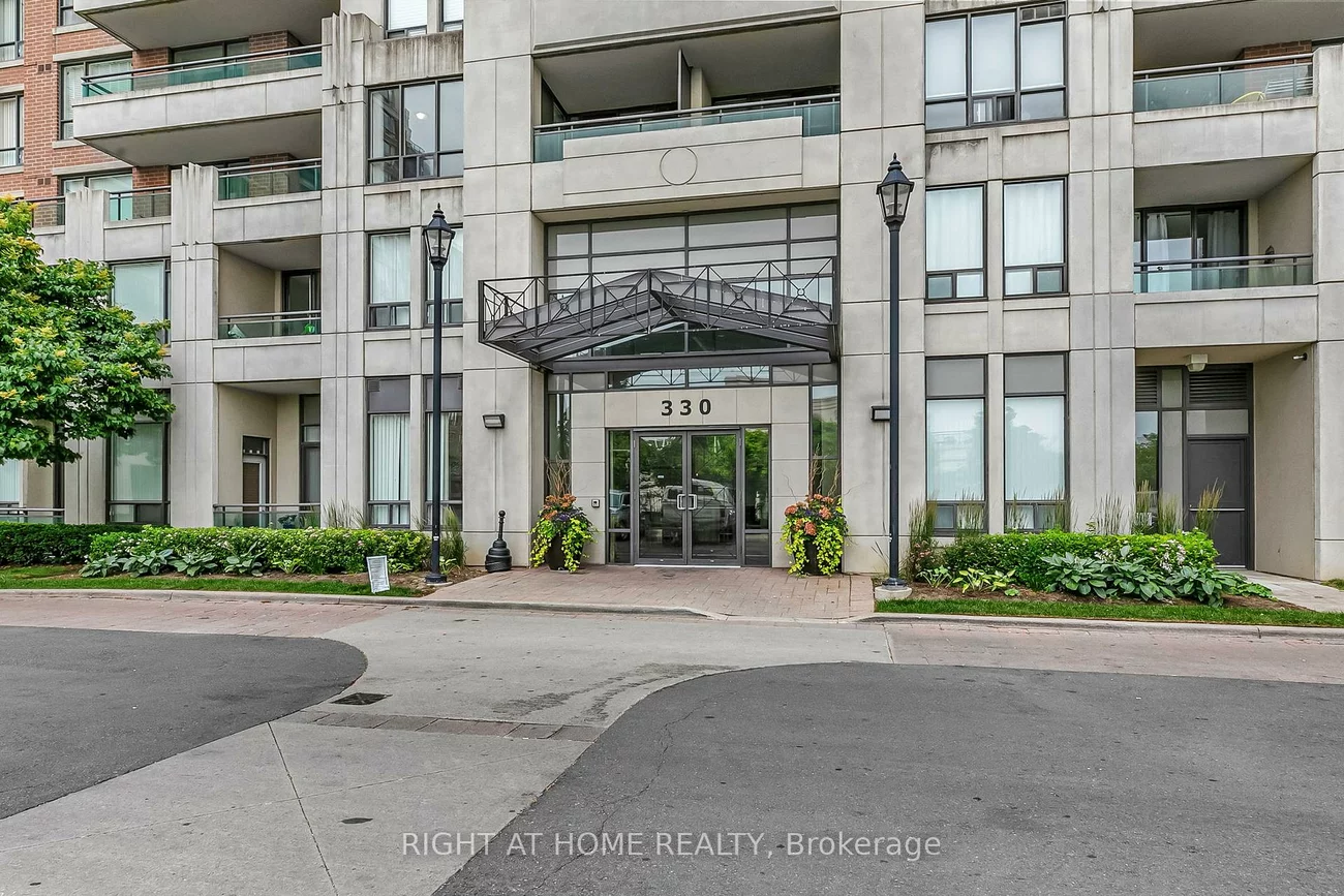 330, Red Maple, Langstaff, Richmond Hill