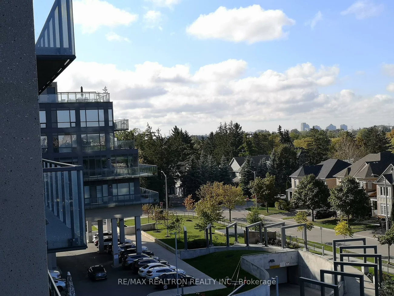 9090, Yonge, South Richvale, Richmond Hill