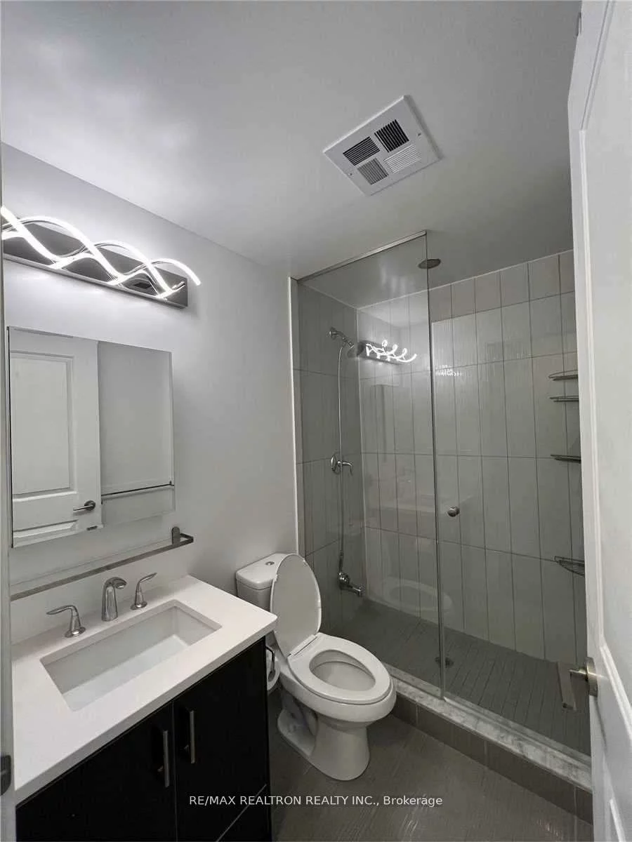 9090, Yonge, South Richvale, Richmond Hill