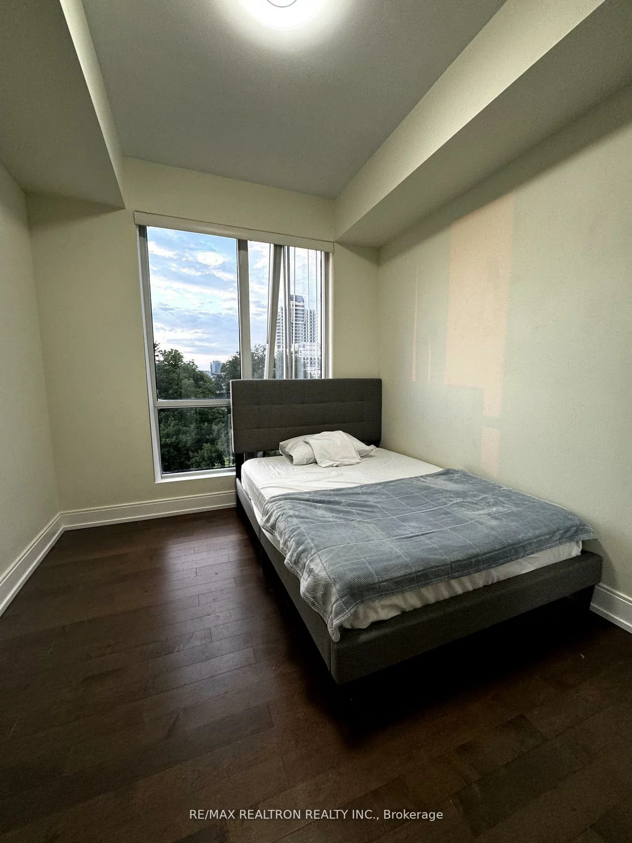 9090, Yonge, South Richvale, Richmond Hill