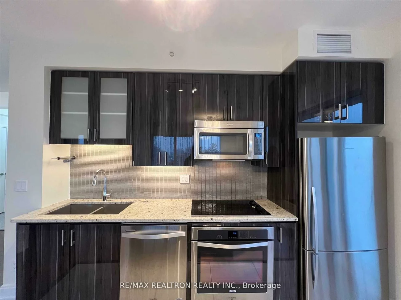 9090, Yonge, South Richvale, Richmond Hill