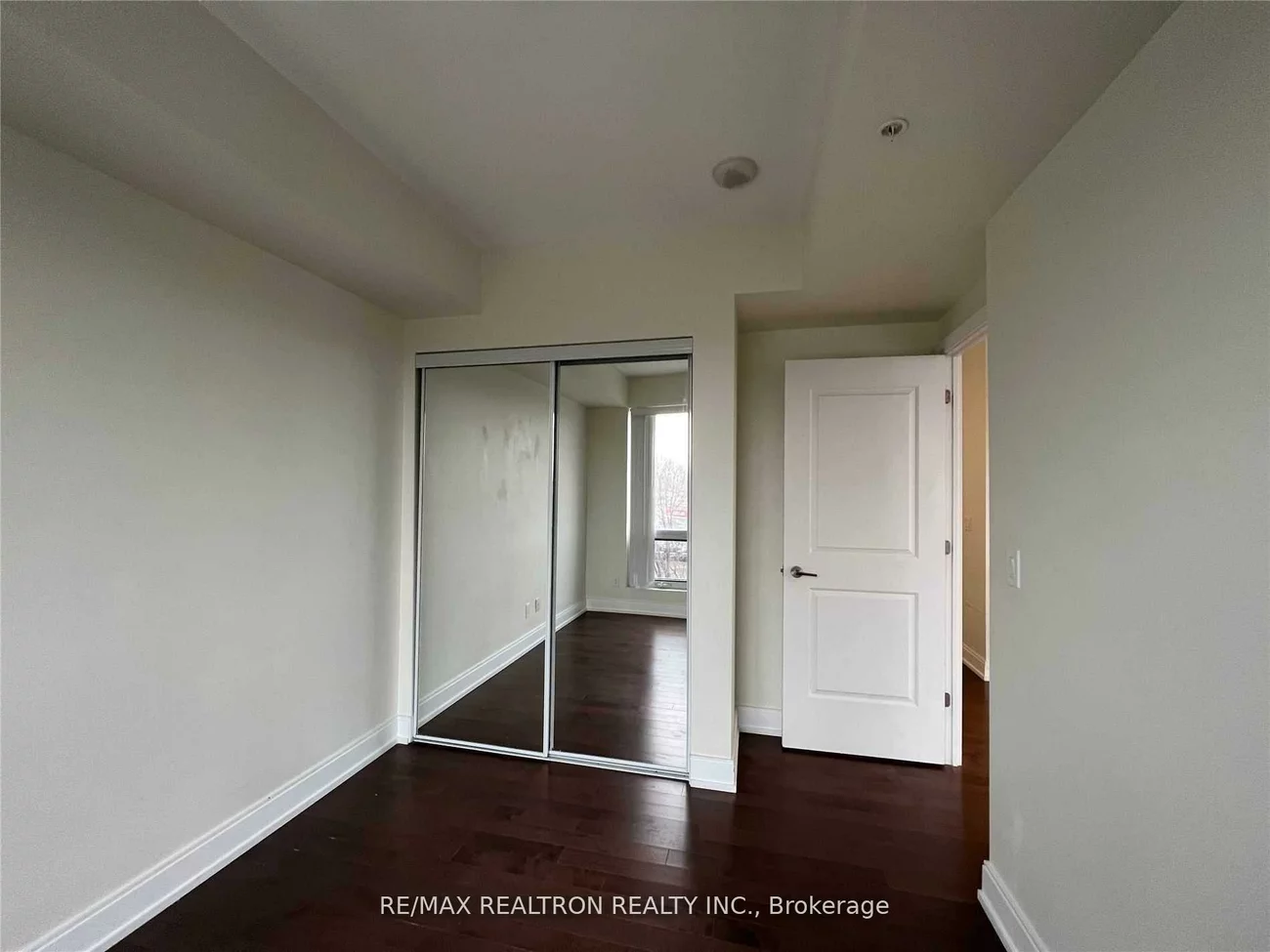 9090, Yonge, South Richvale, Richmond Hill