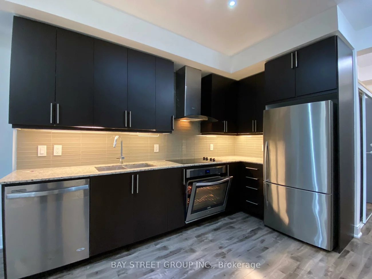 9608, Yonge, North Richvale, Richmond Hill
