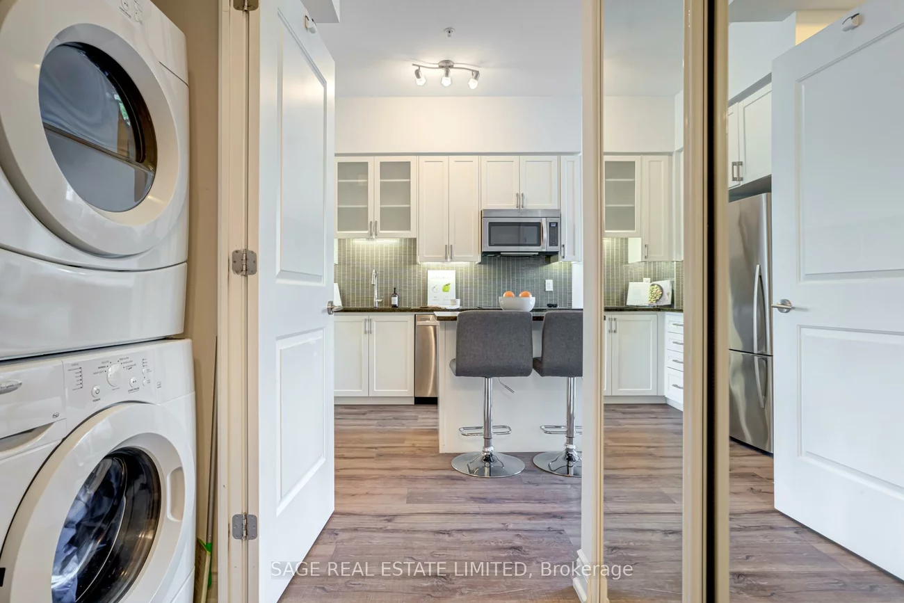 9090, Yonge, South Richvale, Richmond Hill
