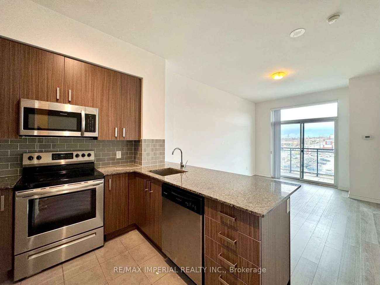 11611, Yonge, Jefferson, Richmond Hill