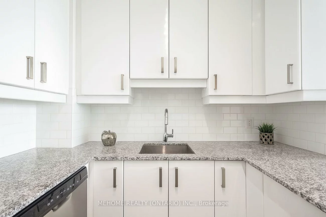 11611, Yonge, Jefferson, Richmond Hill