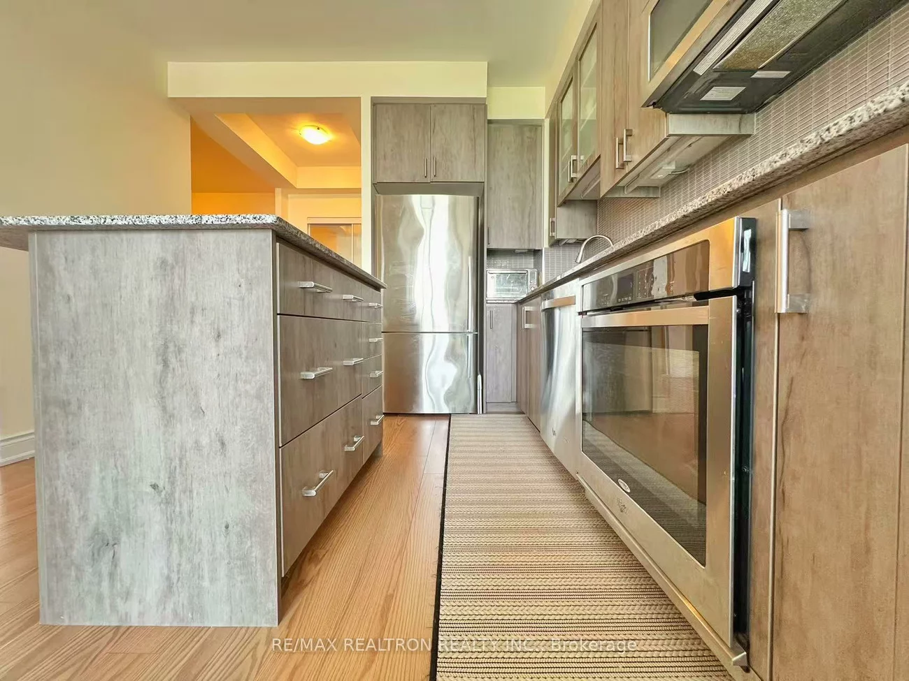 9088, Yonge, South Richvale, Richmond Hill