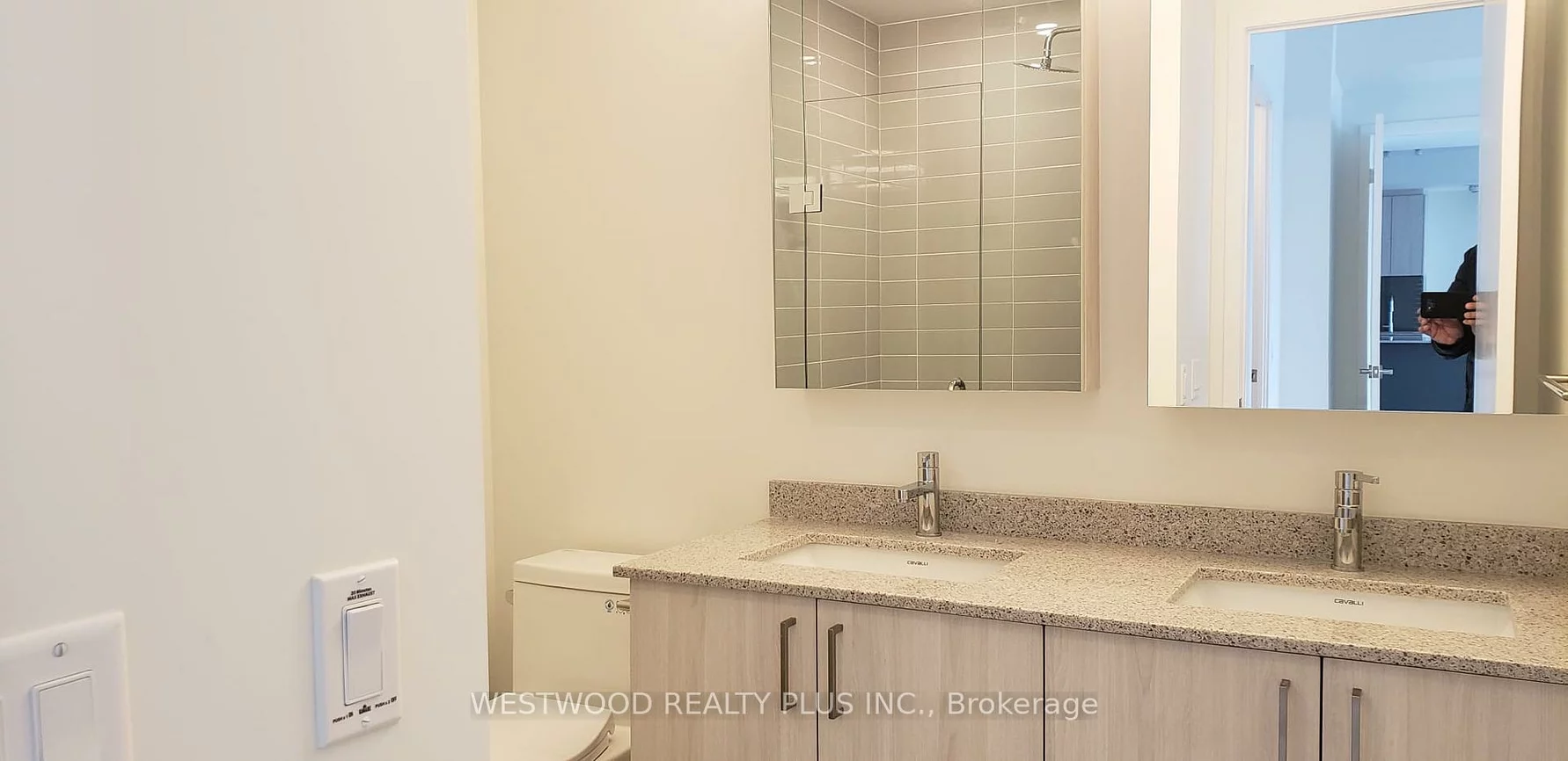 8868, Yonge, South Richvale, Richmond Hill