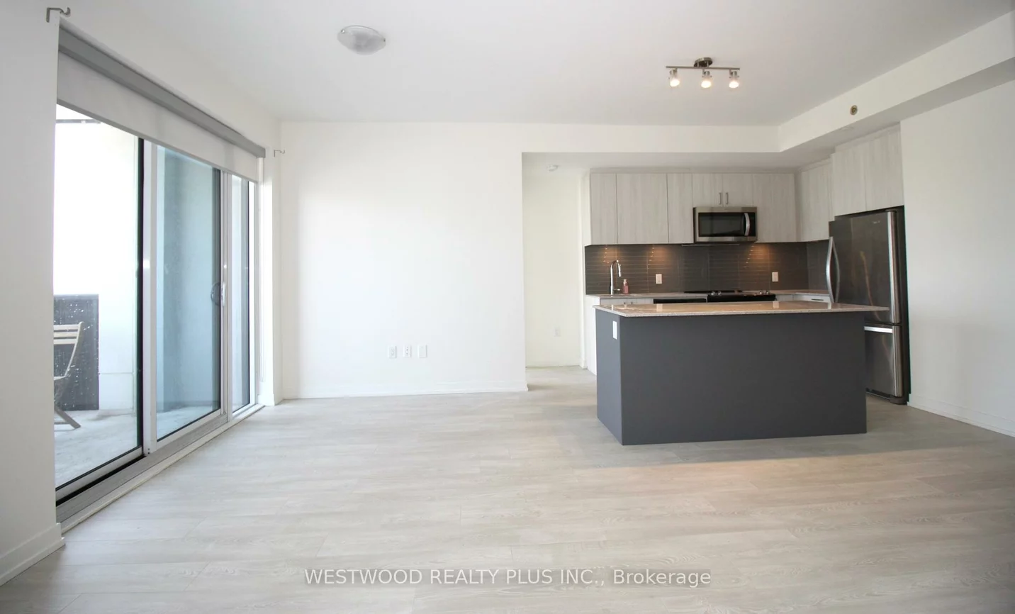 8868, Yonge, South Richvale, Richmond Hill