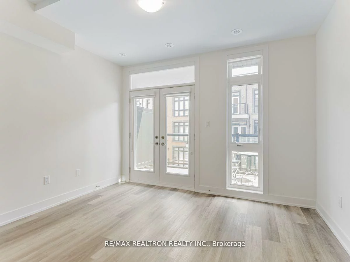 2, Phelps, Oak Ridges, Richmond Hill