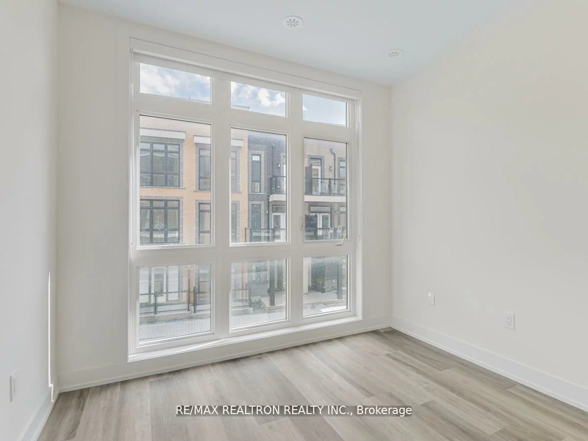 2, Phelps, Oak Ridges, Richmond Hill