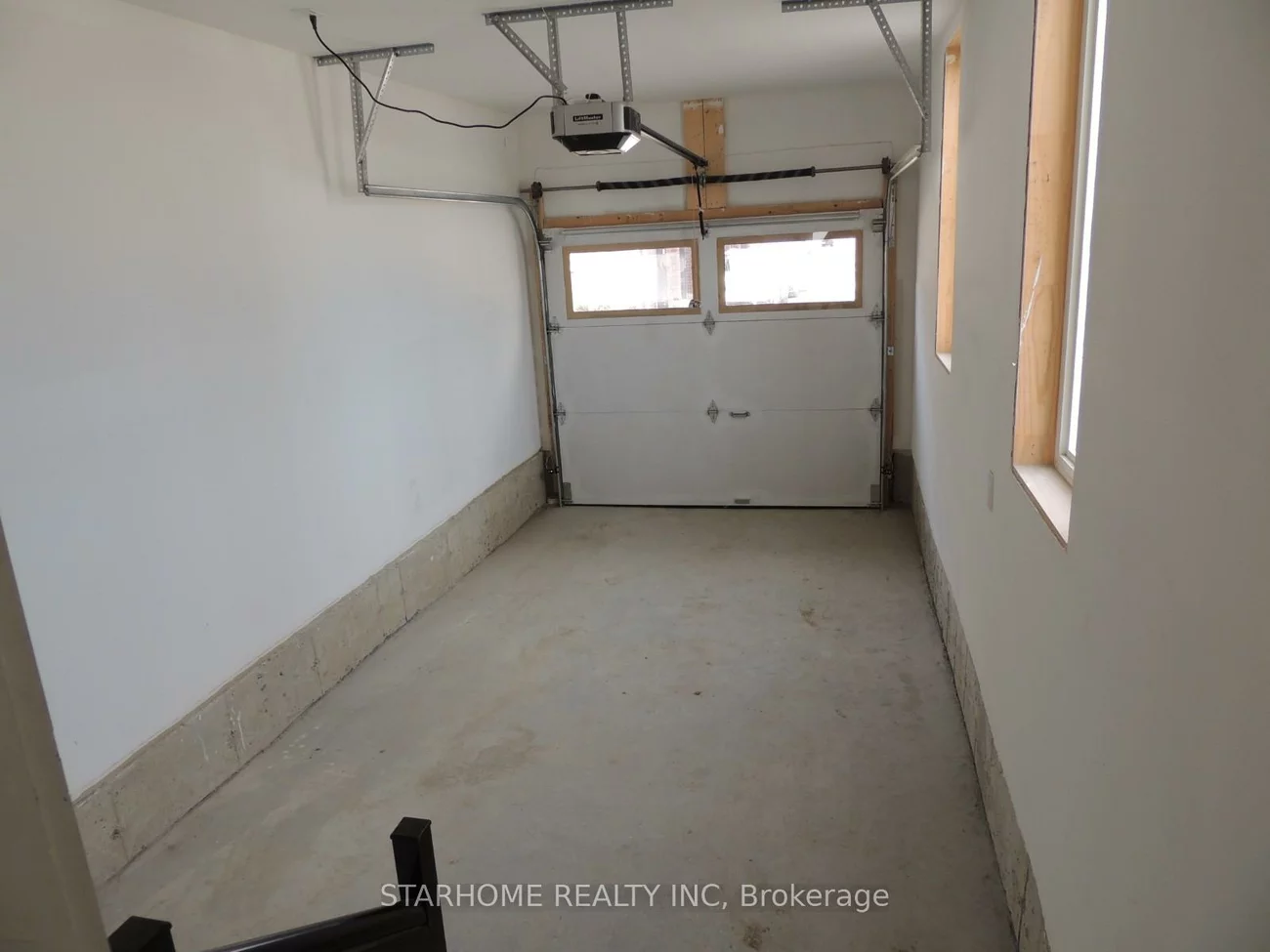 24, Matawin, Headford Business Park, Richmond Hill