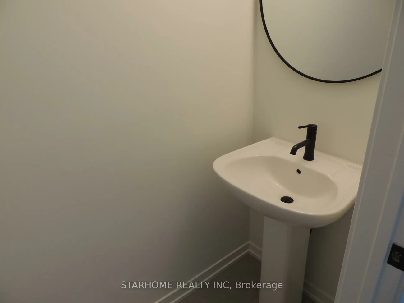 24, Matawin, Headford Business Park, Richmond Hill