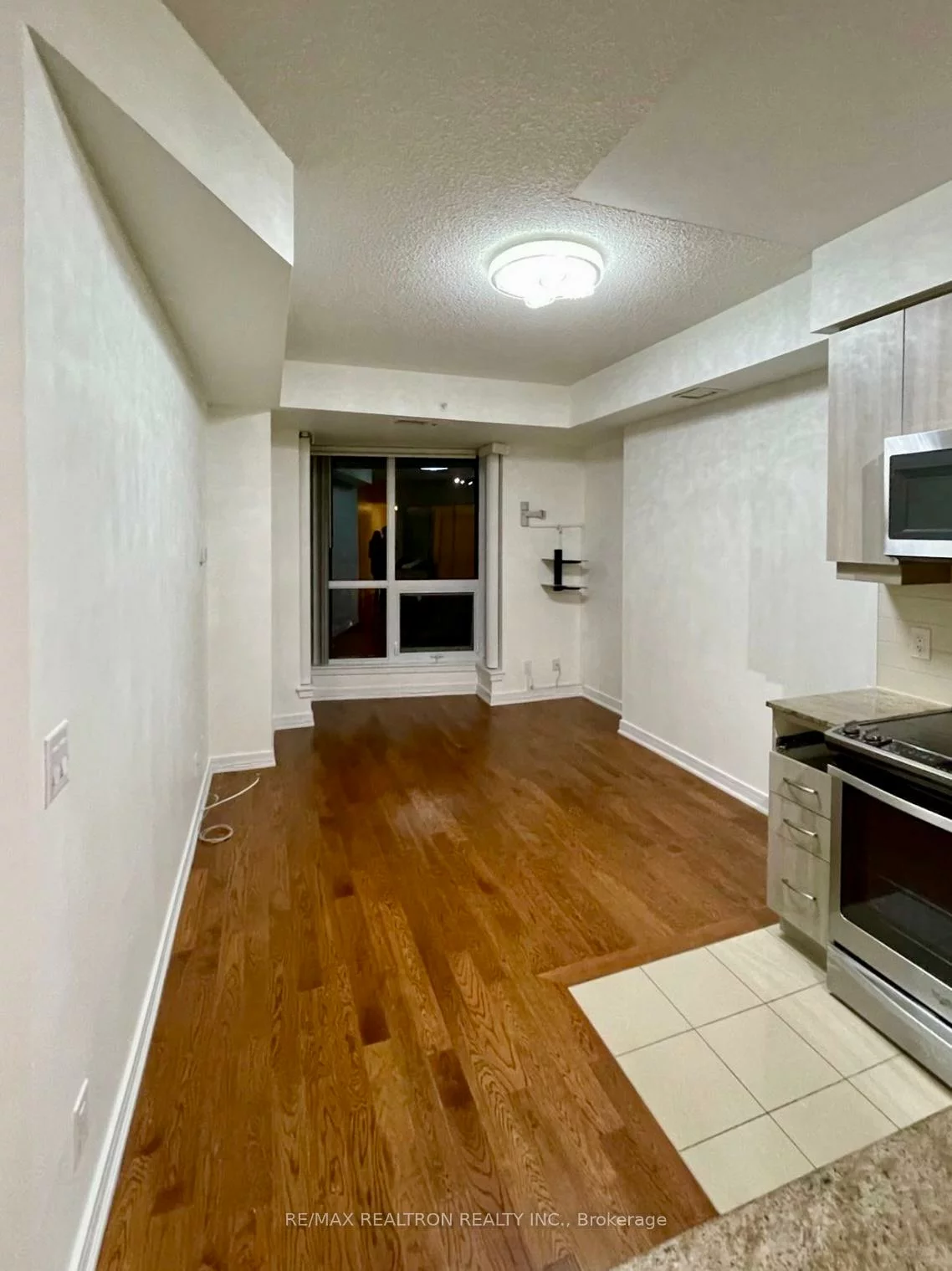 9191, Yonge, Langstaff, Richmond Hill