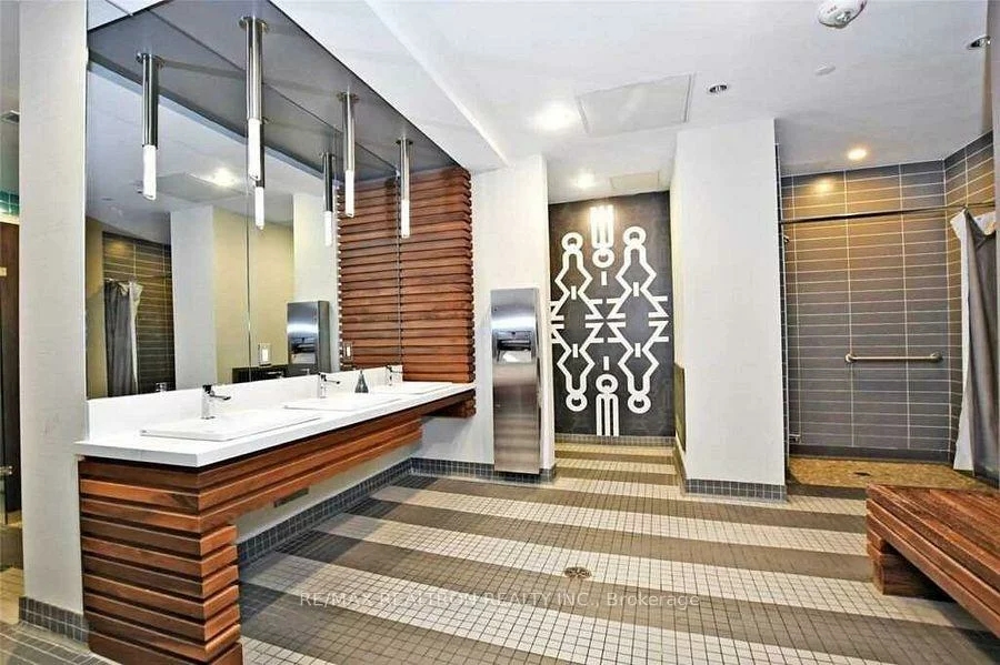 9191, Yonge, Langstaff, Richmond Hill