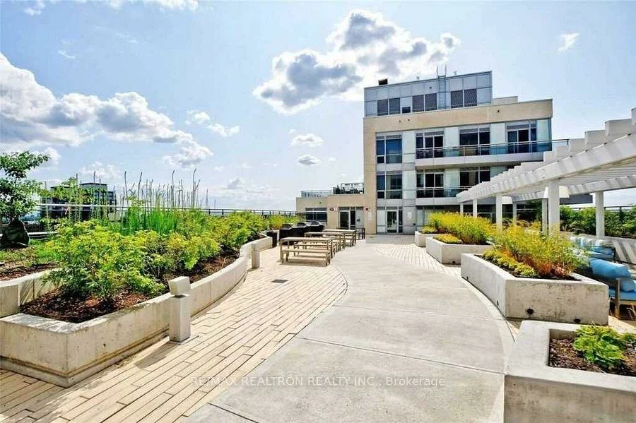 9191, Yonge, Langstaff, Richmond Hill