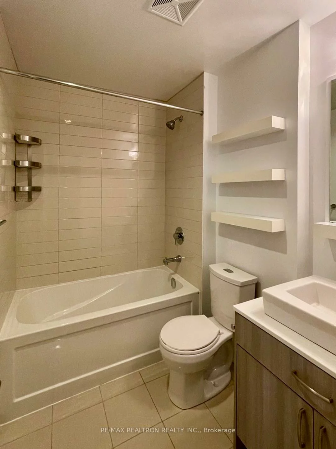 9191, Yonge, Langstaff, Richmond Hill