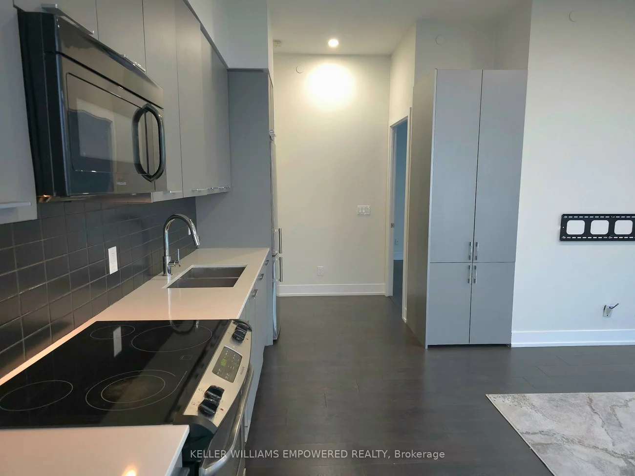 9471, Yonge, Observatory, Richmond Hill